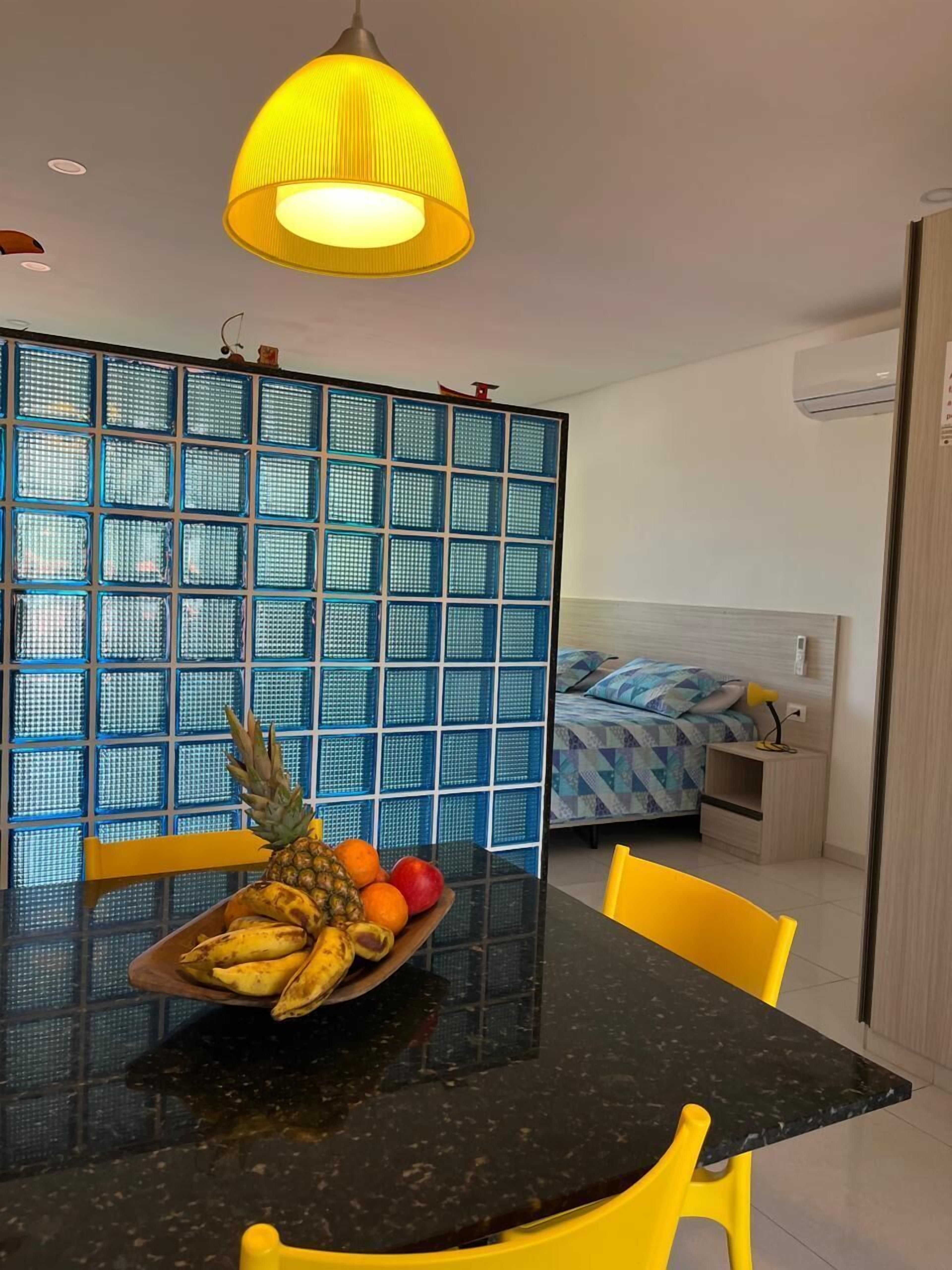 Suite | Privat tekøkken | Mikrobølgeovn, kogeplade, køkkentøj/tallerkener/redskaber