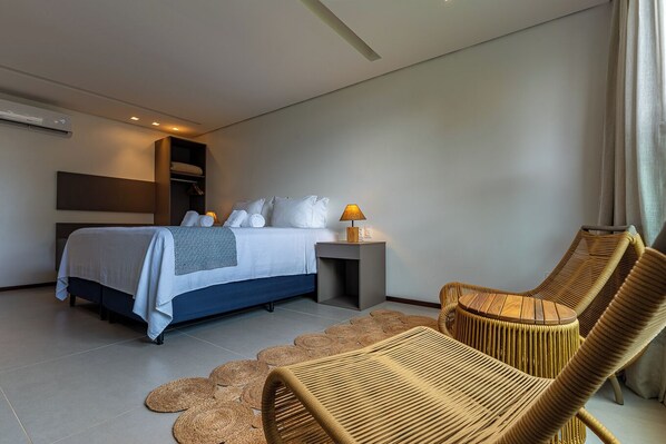 Apartamento Luxo Superior | 1 غرفة نوم وميني بار وستائر تعتيم وبديكورات فريدة لكل غرفة