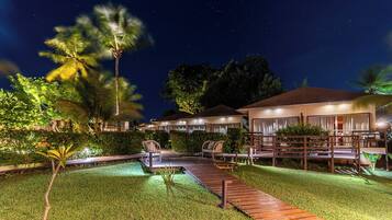 Bungalow Deluxe, non-fumeurs | Vue de la chambre