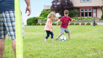 Children’s play area – outdoor