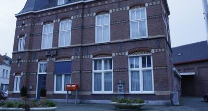 Hotel Royal