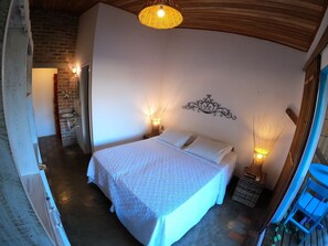 Quarto Casal Superior | Minibar, free WiFi, bed sheets