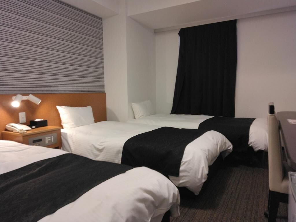 Skrivbord, mörkläggningsgardiner, strykjärn/strykbräda och gratis wi-fi