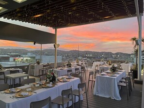 2 restaurants, breakfast, lunch, dinner served; Latin American cuisine - Hotel Casa Blanca (San José de Cúcuta)