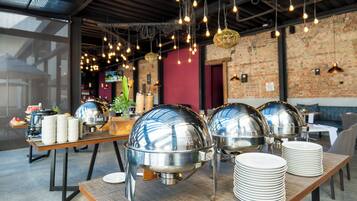 Petit déjeuner buffet