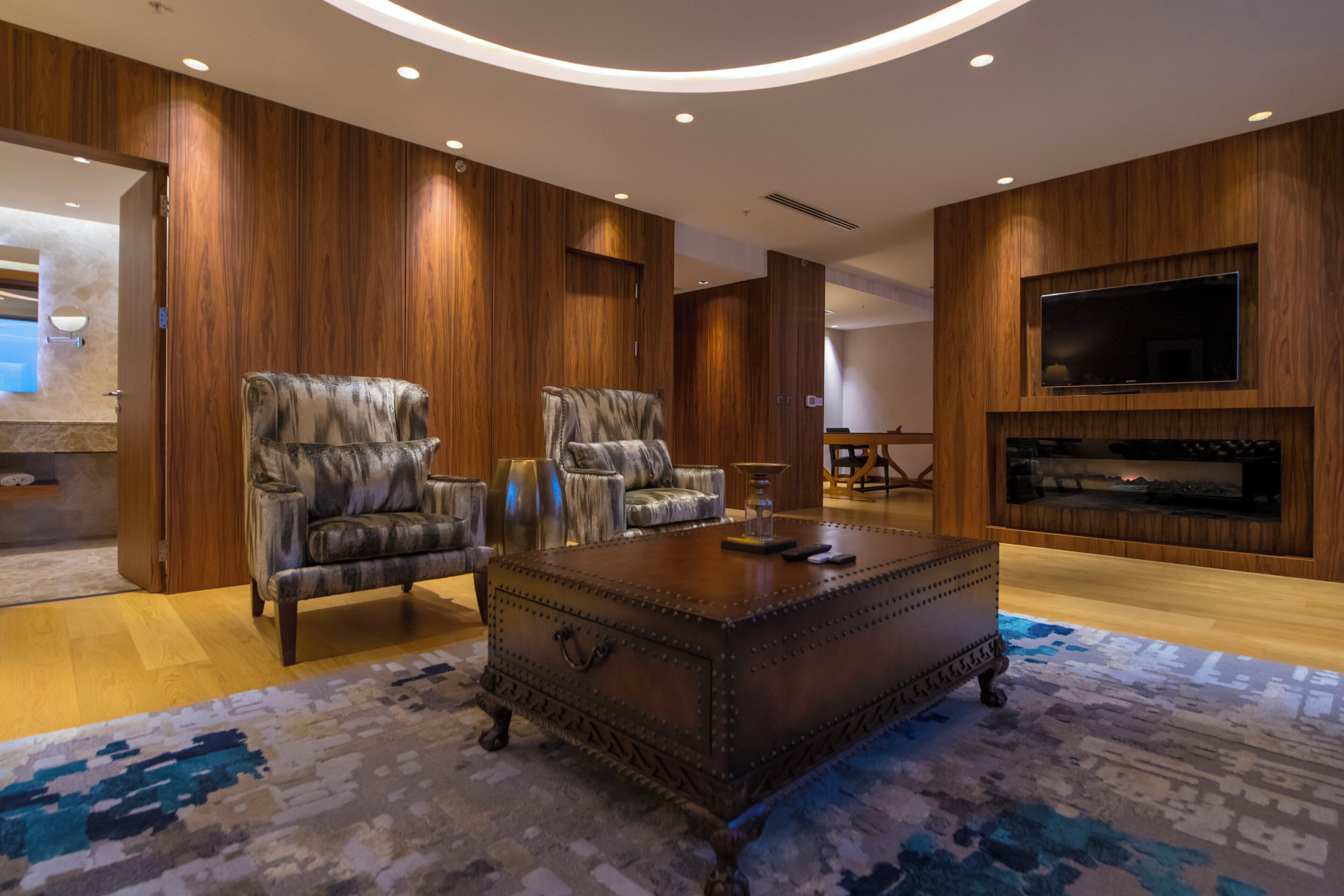 presidential room | free minibar items, in-room safe, individually decorated