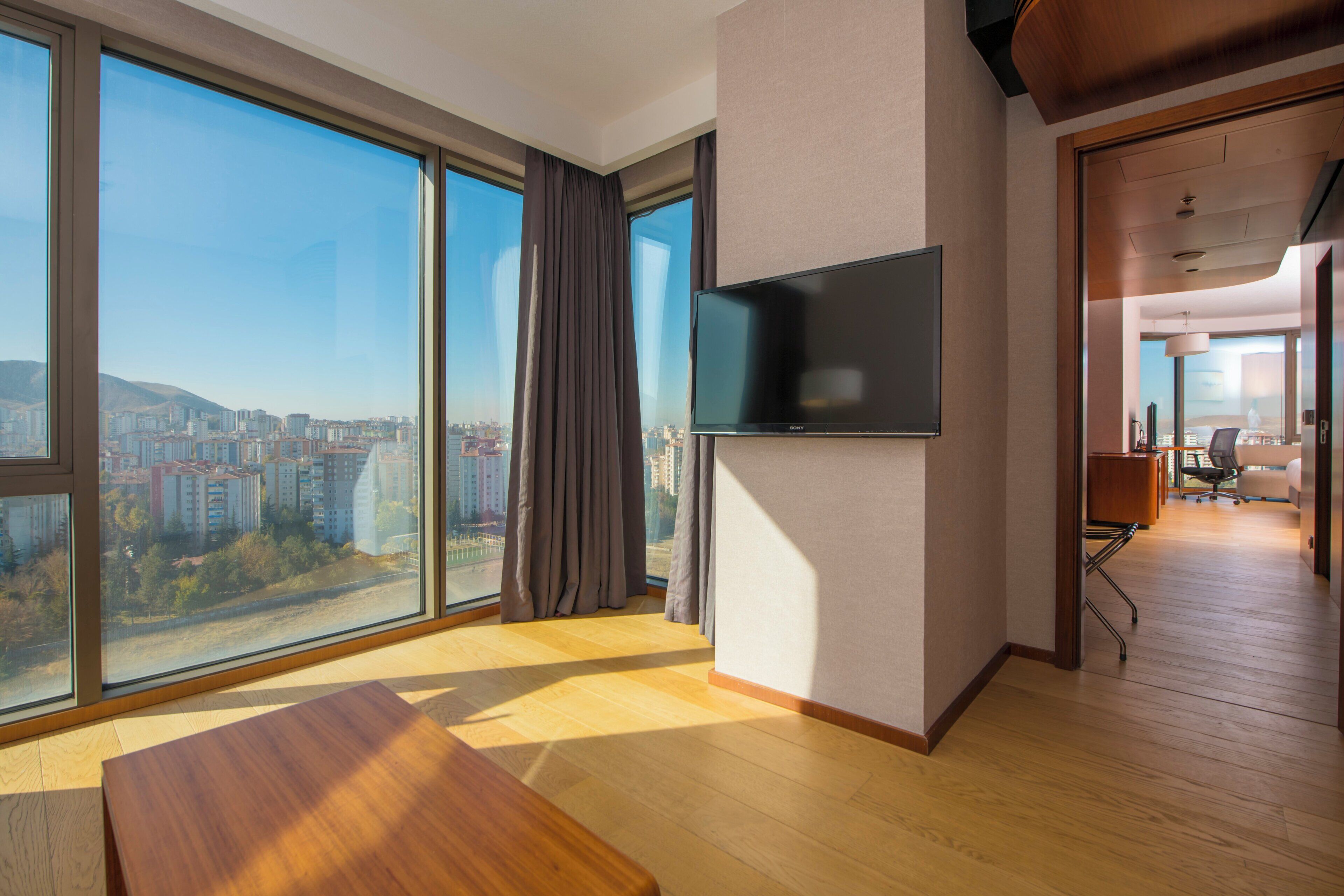 free minibar items, in-room safe, individually decorated