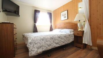 3 bedrooms, individually decorated, individually furnished
