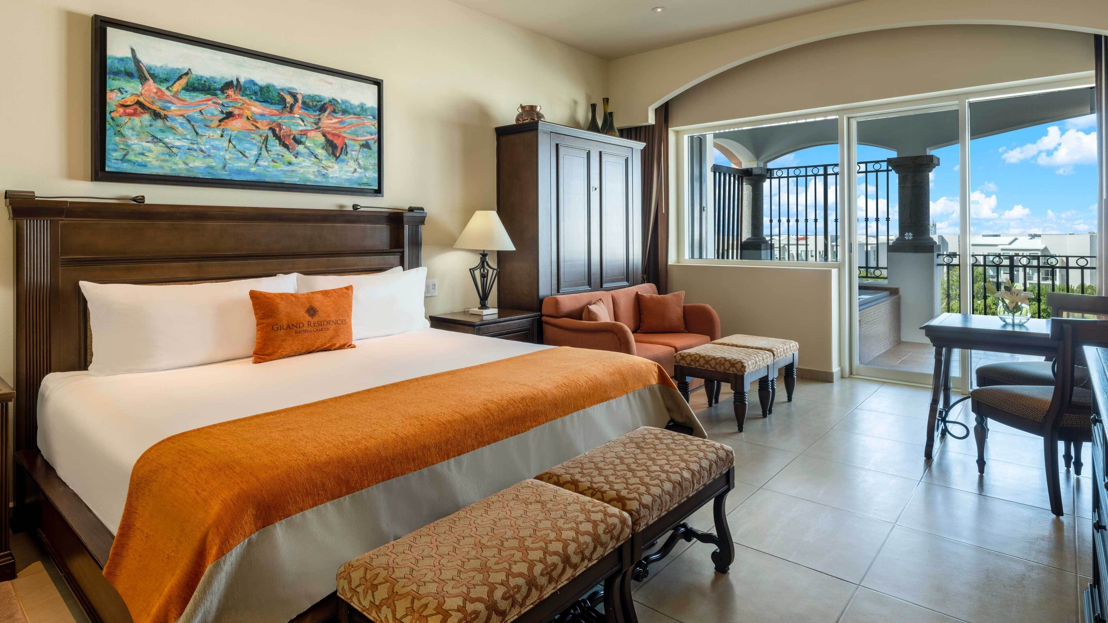 Premium bedding, minibar, in-room safe, desk