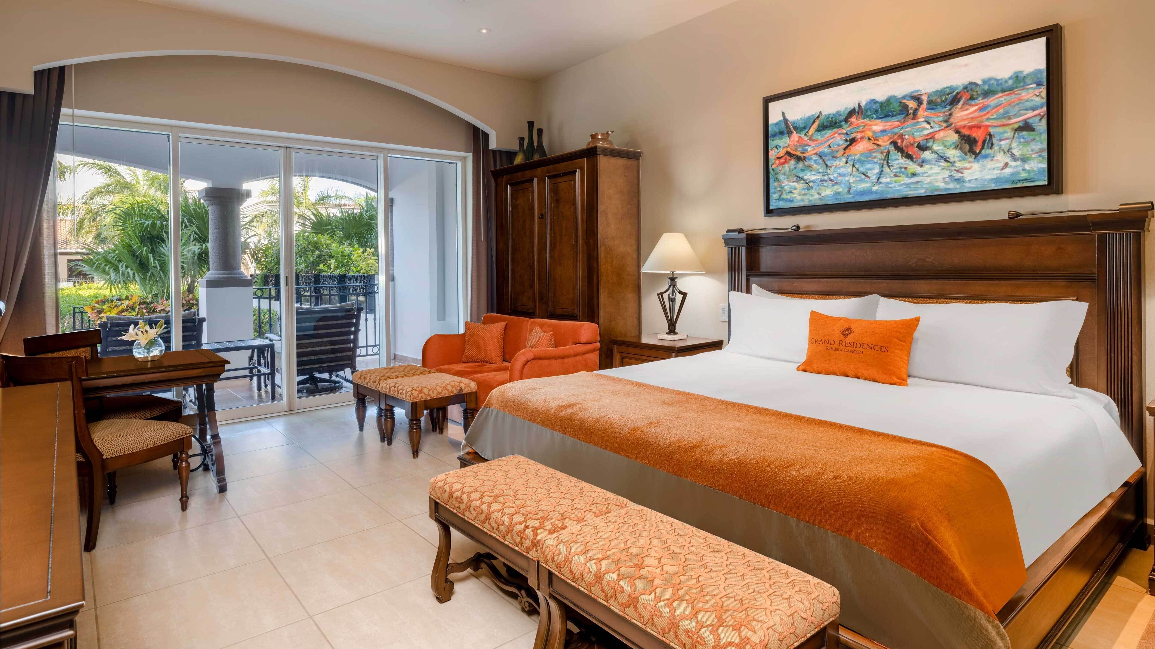 Premium bedding, minibar, in-room safe, desk