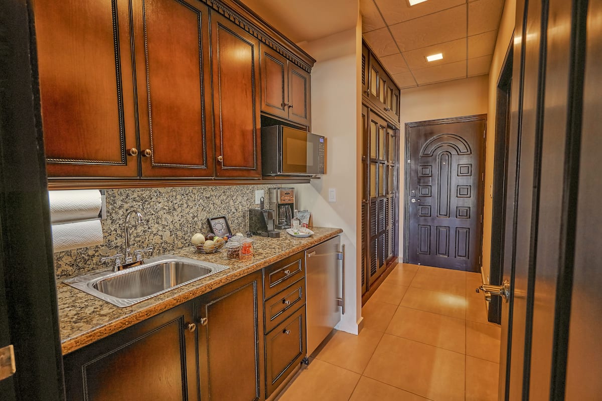 Microwave, espresso maker
