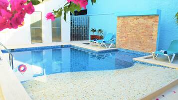 Outdoor pool, pool loungers