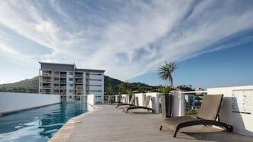 Outdoor pool, sun loungers