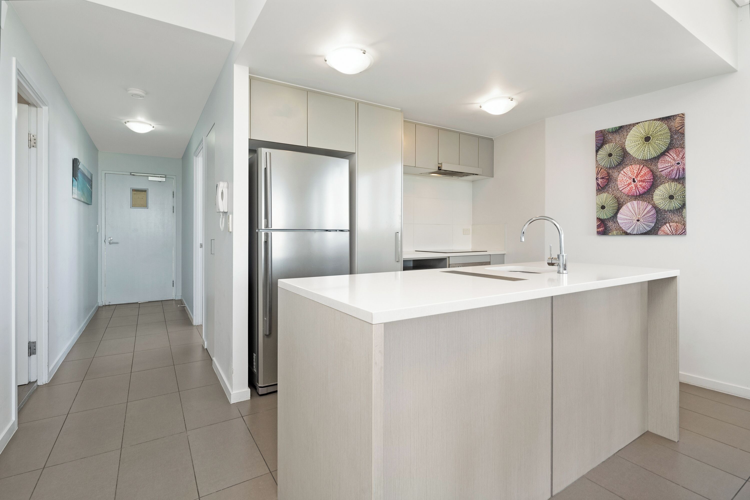 apartment, 3 bedrooms | private kitchen | microwave, coffee/tea maker, electric kettle