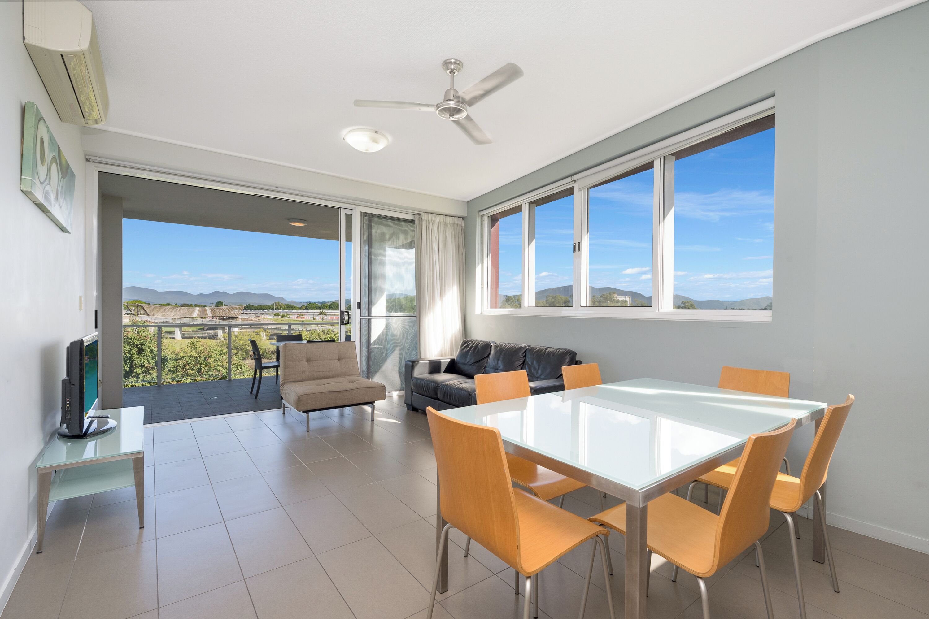 apartment, 2 bedrooms | living area | 40-inch flat-screen tv with digital channels