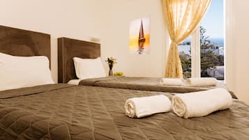 Doppel- oder Zweibettzimmer | 1 Schlafzimmer, Schreibtisch, Verdunkelungsvorhänge, kostenloses WLAN