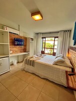 Habitación estándar doble | Minibar, cortinas opacas, decoración individual y mobiliario individual