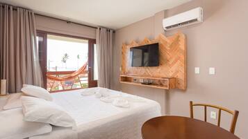 Superior Double Room, 1 King Bed | Minibar, individually decorated, individually furnished, blackout drapes