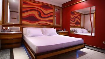 Suite Rivieras | Cortinas blackout, Wi-Fi de cortesia, roupa de cama