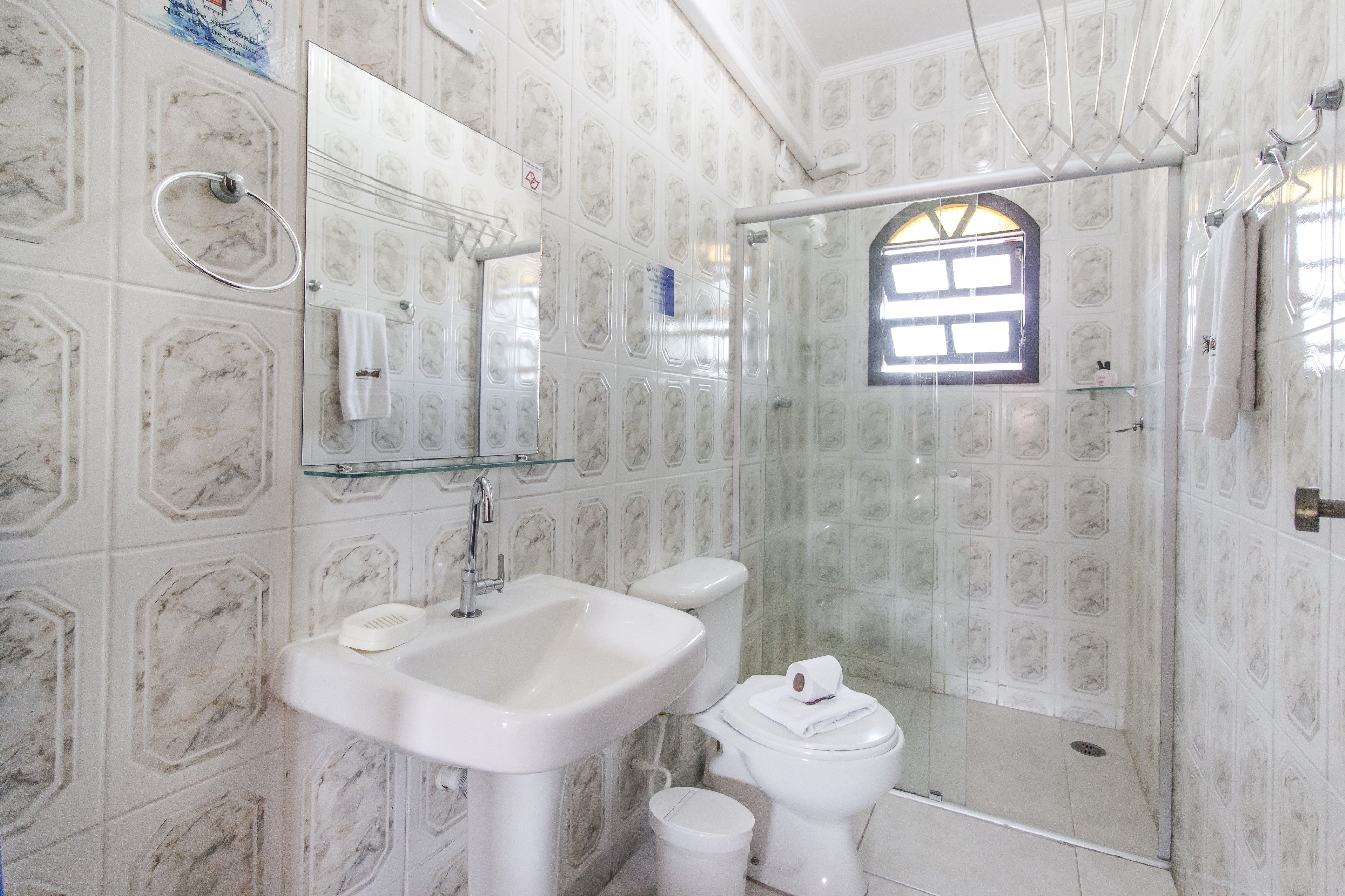 apartment | bathroom | shower, towels, soap, shampoo