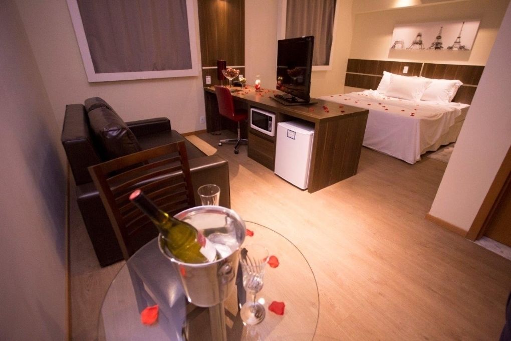 minibar, in-room safe, desk, laptop workspace