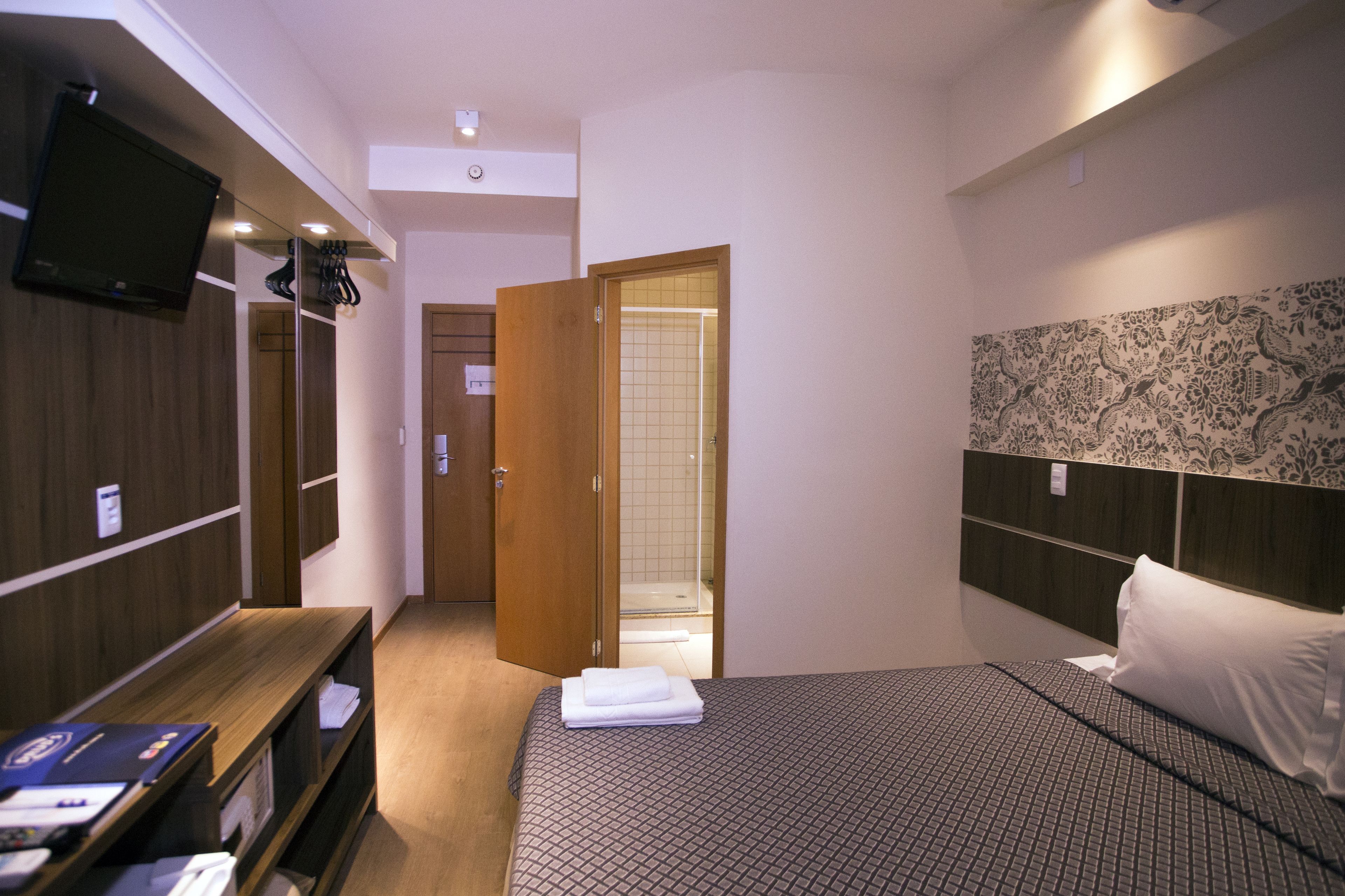 minibar, in-room safe, desk, laptop workspace