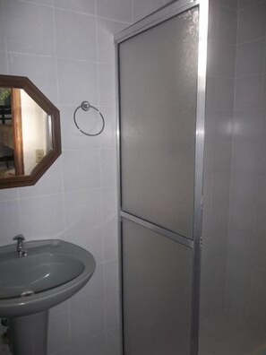 Dobbeltrom | Dusj på badet