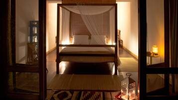 Deluxe Apartment, 1 Bedroom, Terrace, Garden View | Pillowtop beds, WiFi (free), bed sheets