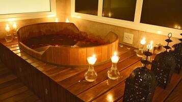 Hotstone-massages, diepe bindweefselmassages, sportmassages