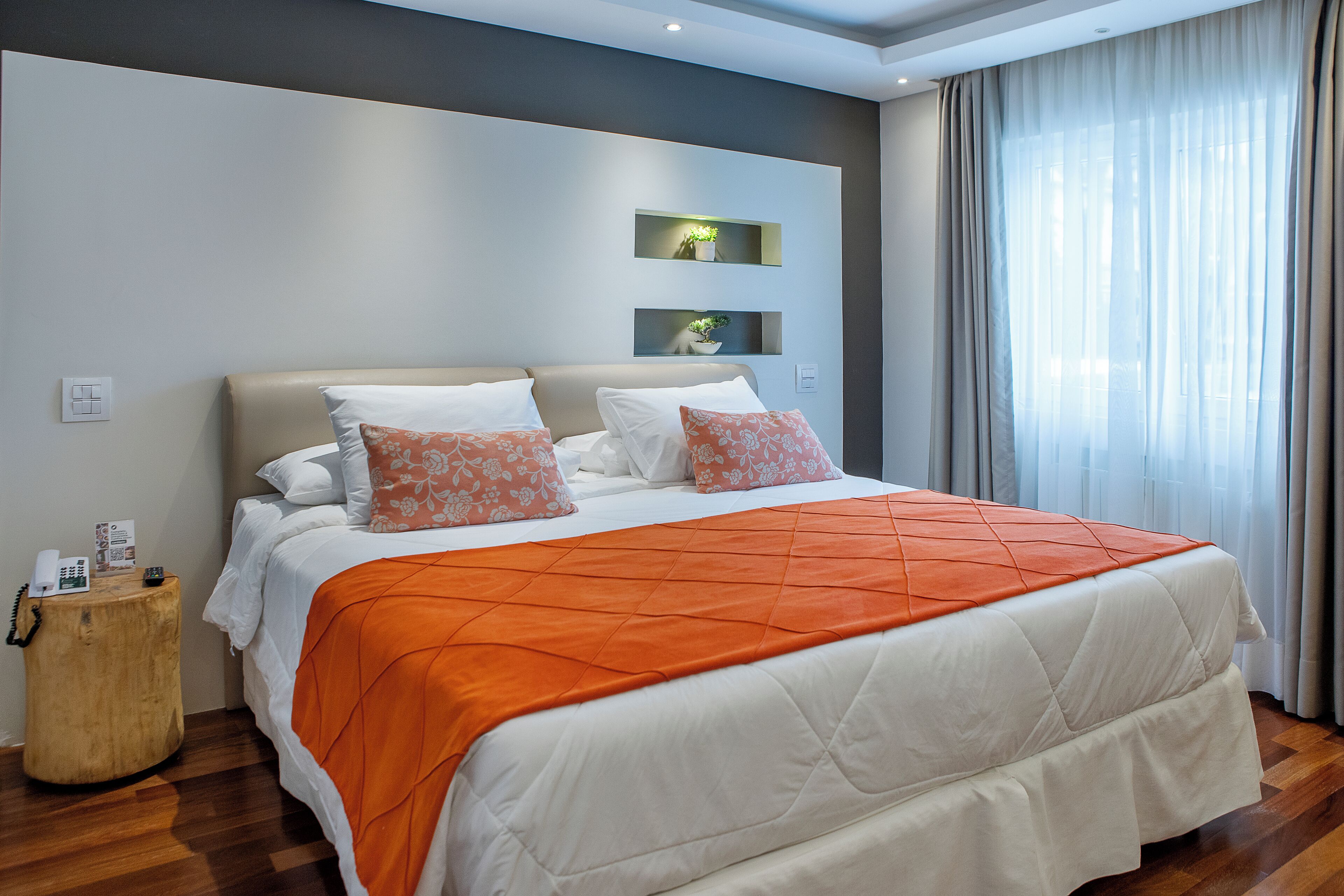 room (nobre) | minibar, in-room safe, desk, blackout curtains