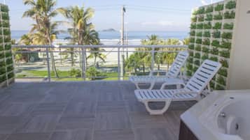 Premium Room, Oceanfront | Minibar, desk, free WiFi, bed sheets