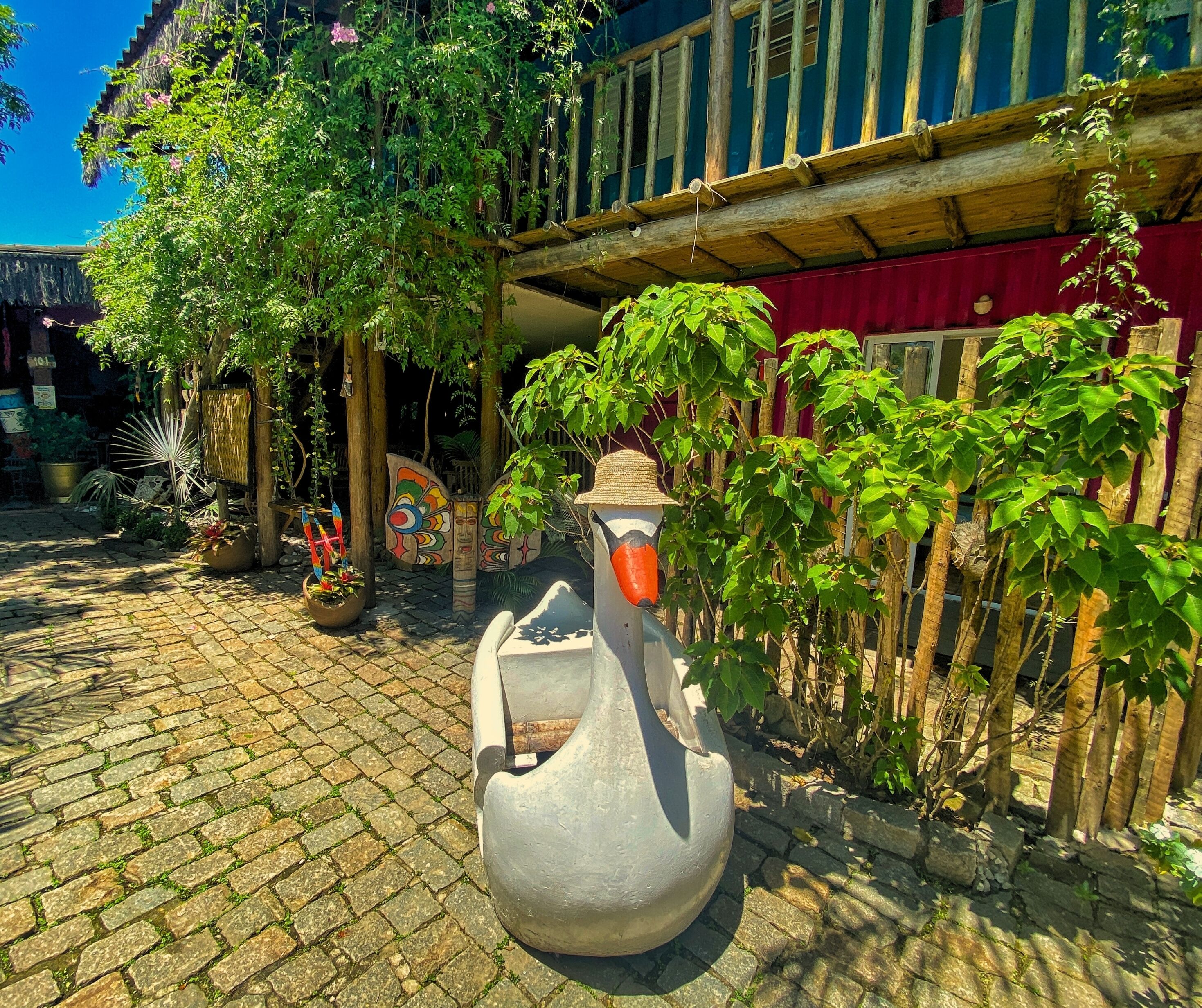 Photo - Pousada Papaya Container