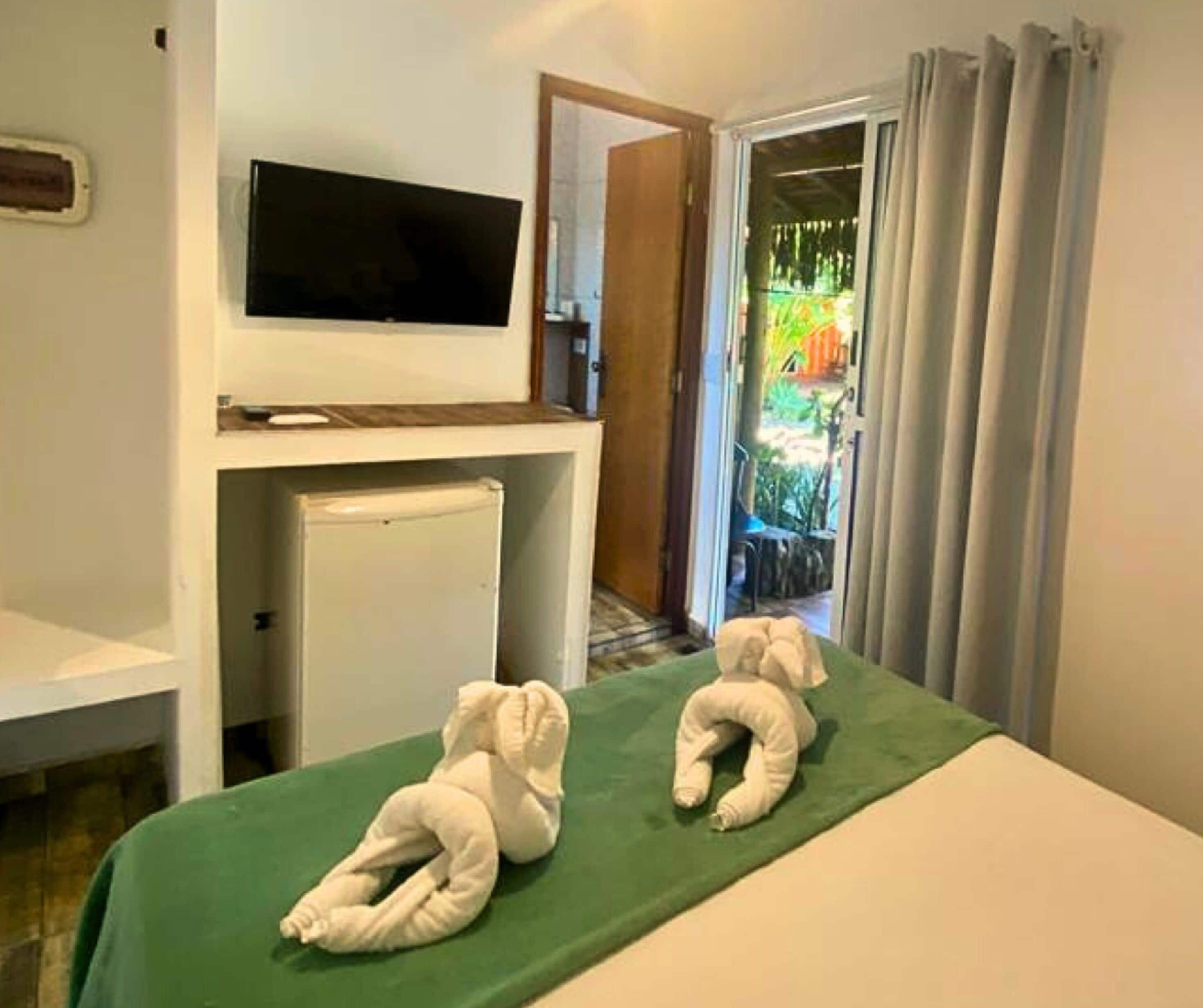 Basic Suite, Multiple Beds, Non Smoking | Minibar, individually decorated, individually furnished