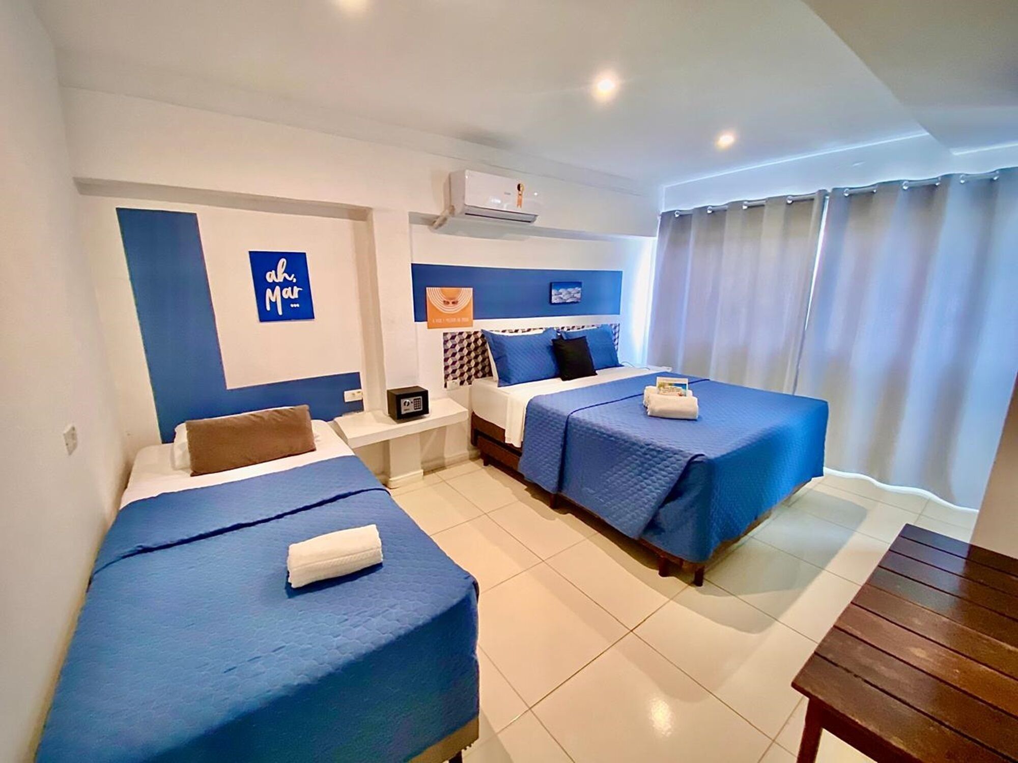 Standard Quadruple Room | Laptop workspace, free WiFi, bed sheets