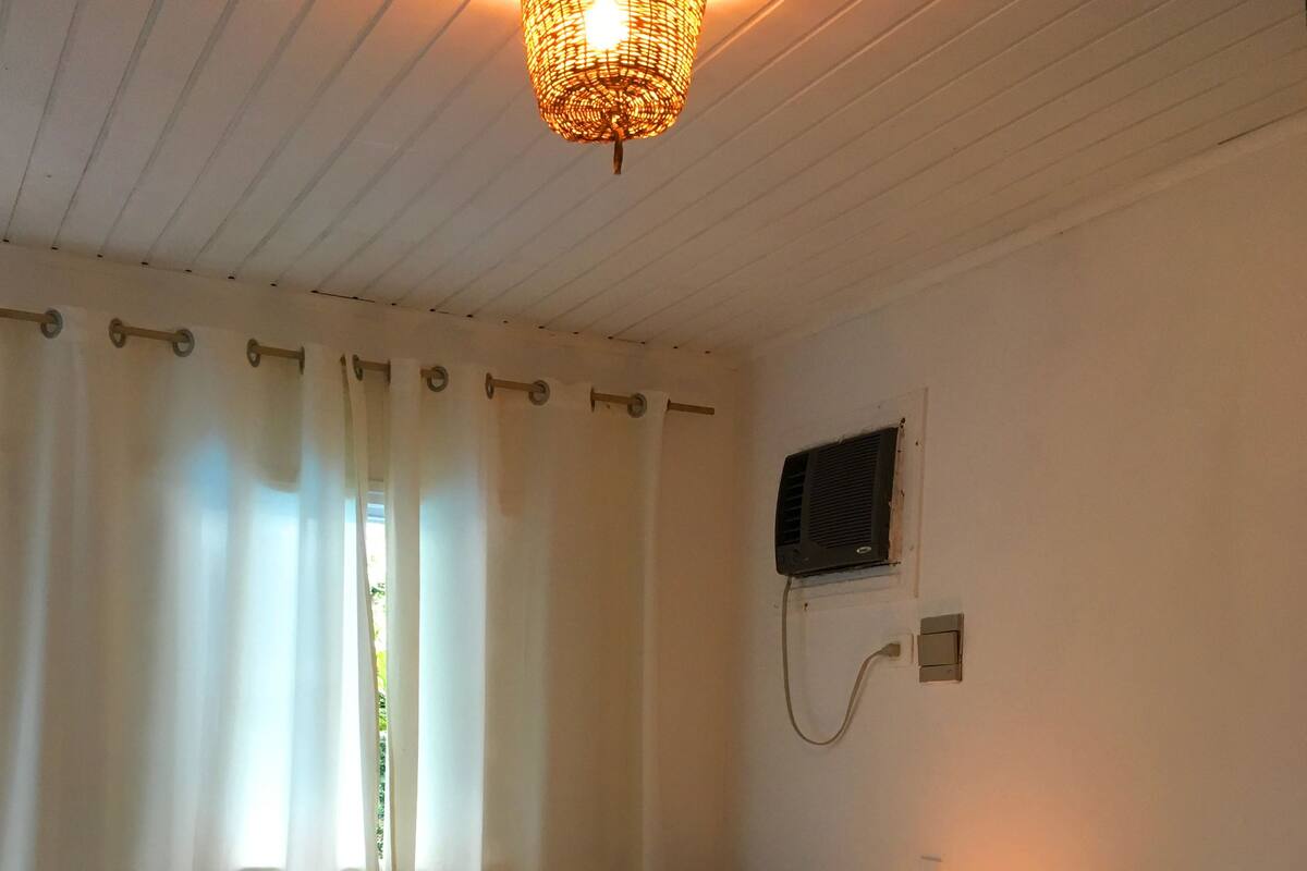 Superior Triple Room, Multiple Beds, Pool View, Poolside