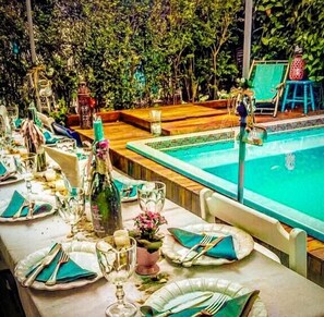 Couples’ dining