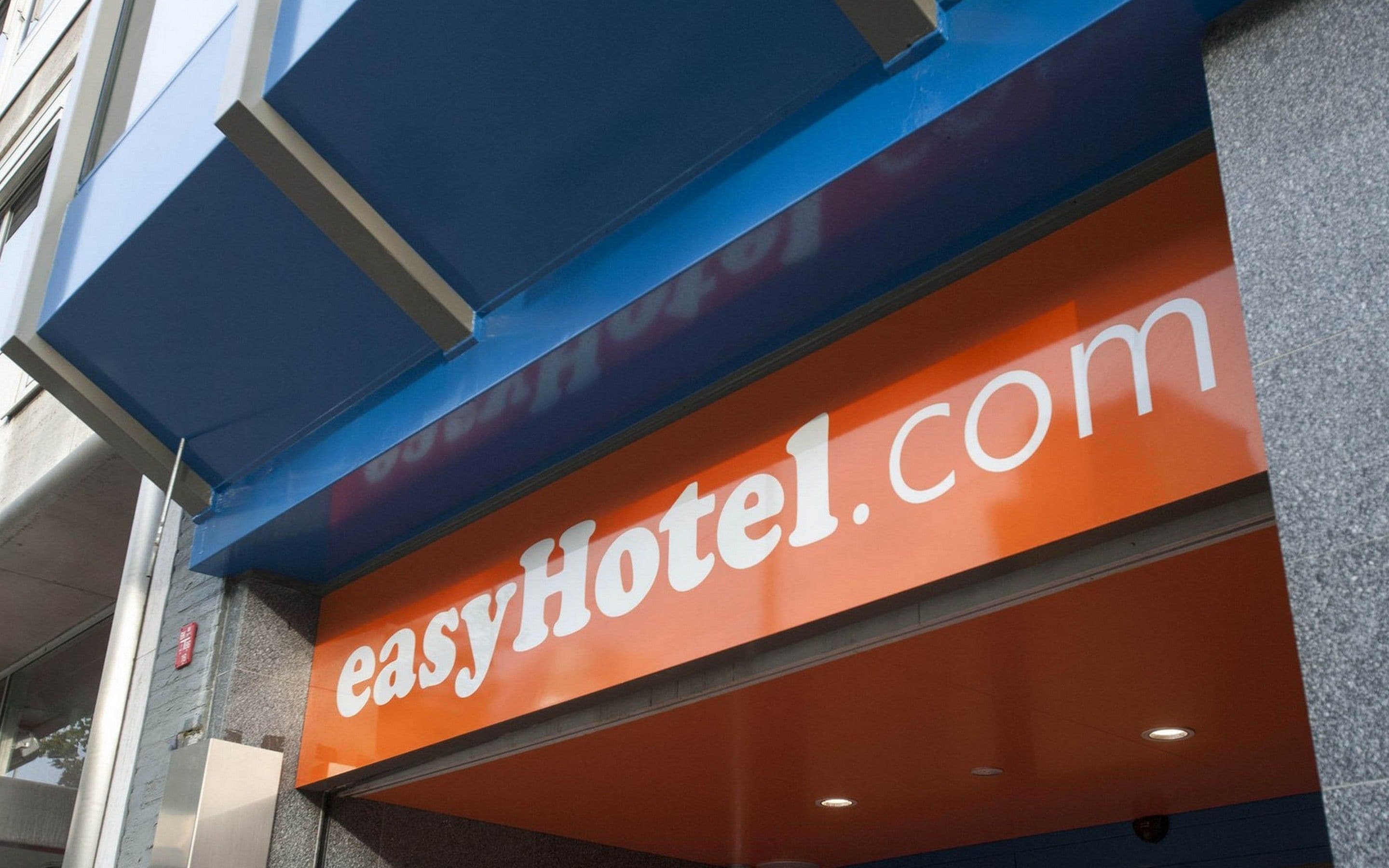 Photo - easyHotel Rotterdam City Centre