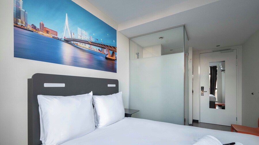 easyHotel Rotterdam City Centre