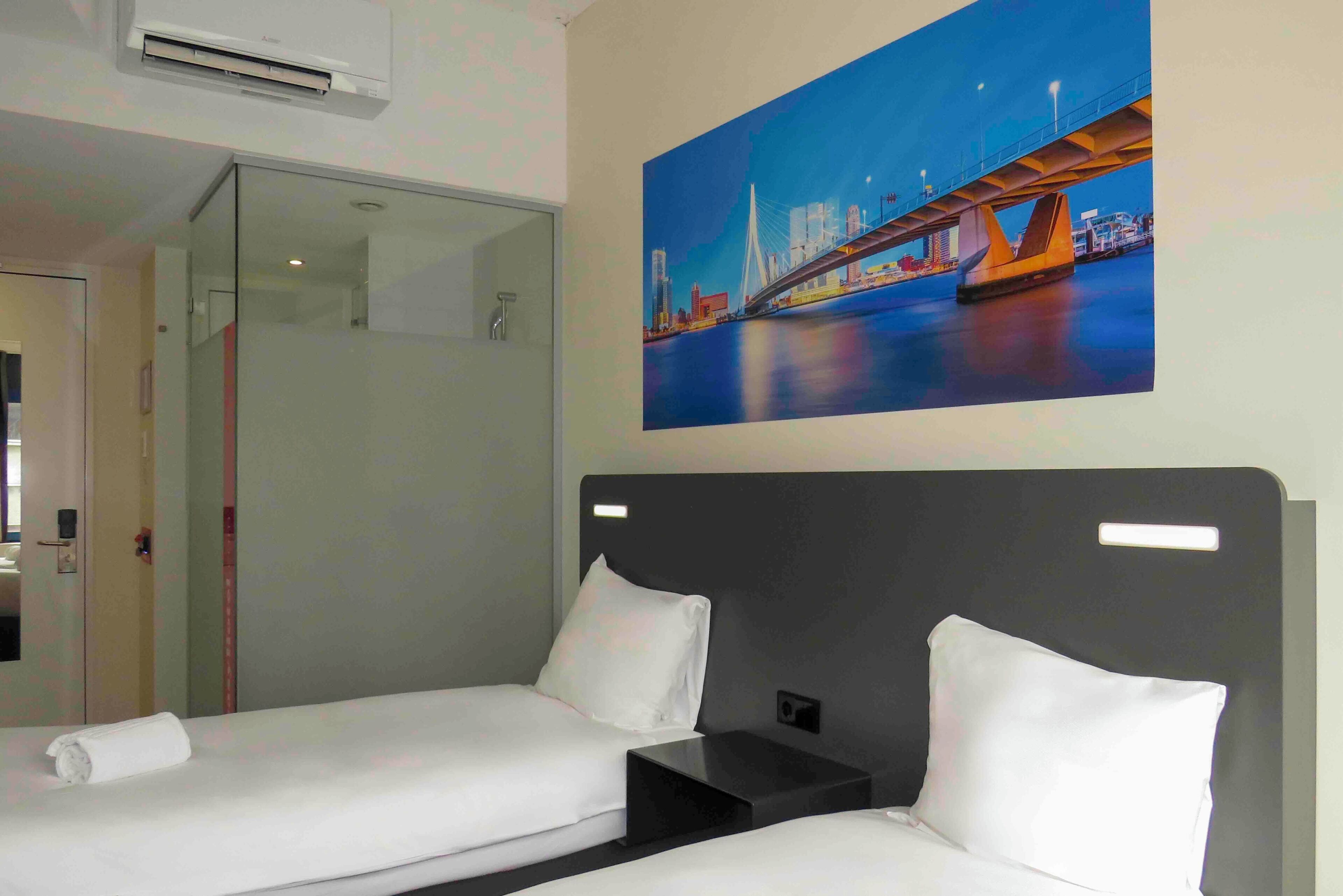 Foto - easyHotel Rotterdam City Centre