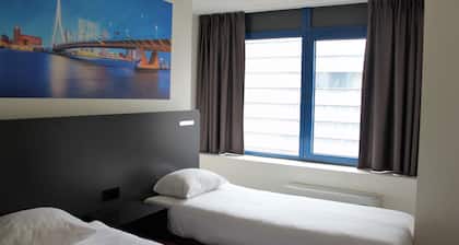 easyHotel Rotterdam City Centre