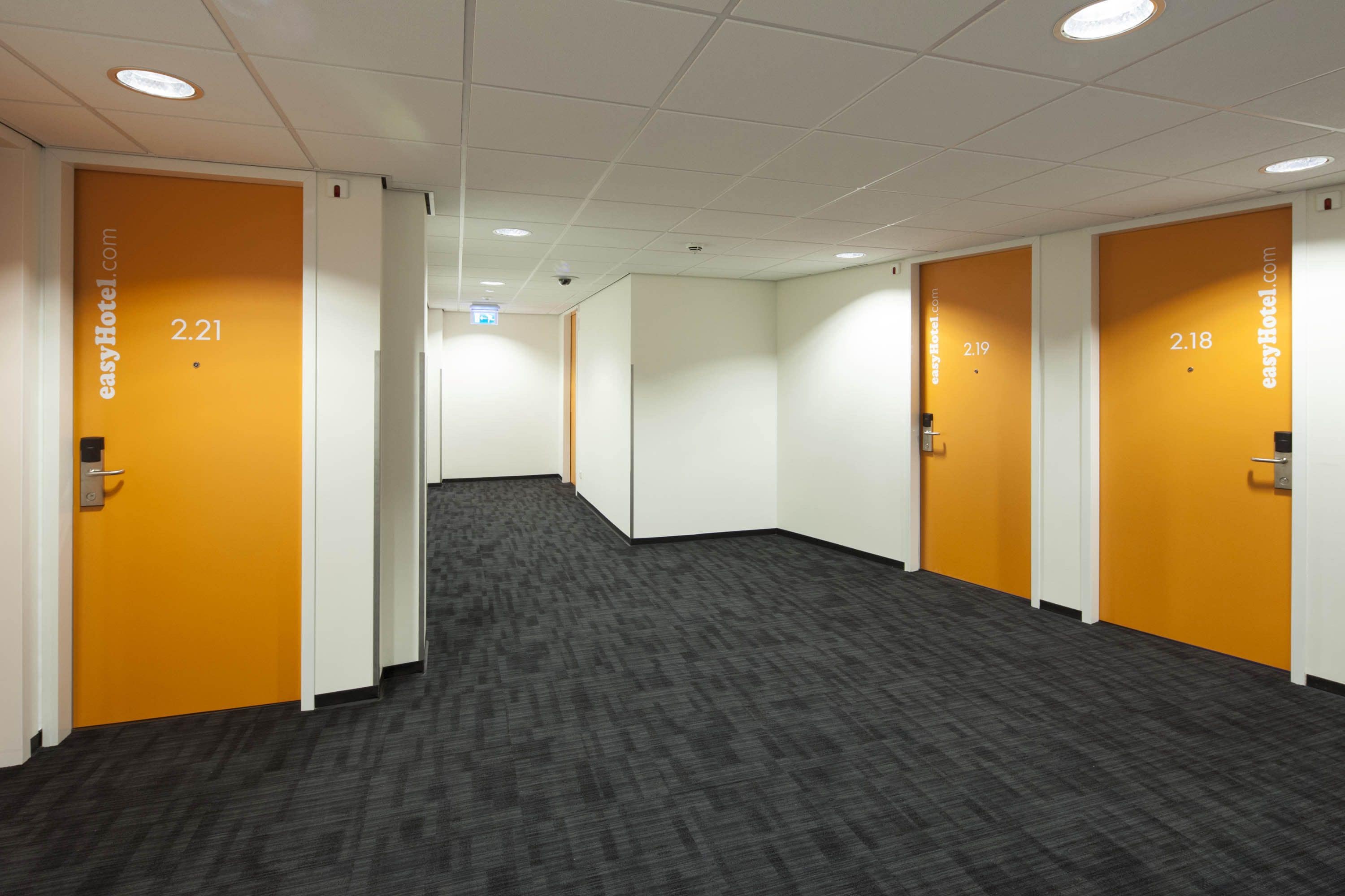 Photo - easyHotel Rotterdam City Centre