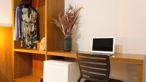 Minibar, WiFi (free), bed sheets - Pousada Timoneiro (Vila Velha)