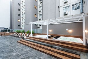 Indoor pool, sun loungers