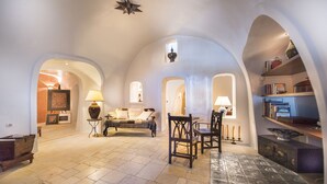 Deluxe Suite | Ruang tamu
