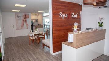 Massages aux pierres chaudes, massages