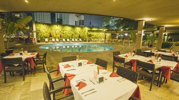 Outdoor pool, pool loungers
