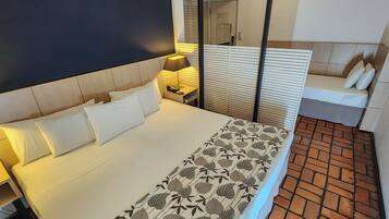 Ropa de cama de alta calidad y minibar