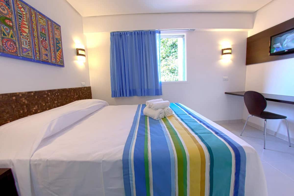 Minibar, in-room safe, blackout curtains, free WiFi