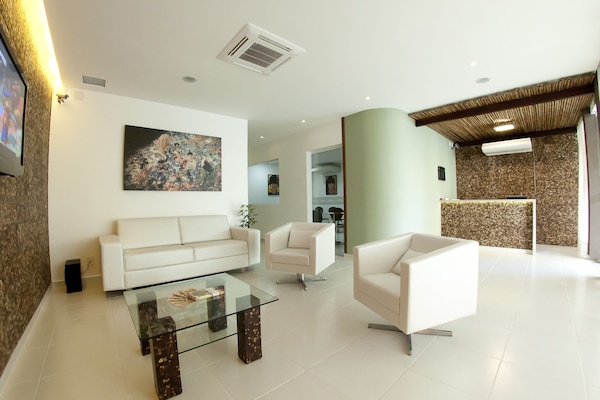 TV LCD 22 polegadas com canais a cabo, TV