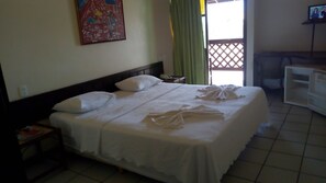 Minibar, free WiFi, bed sheets - Foz do Sauípe Eco-Hotel (Entre Rios)